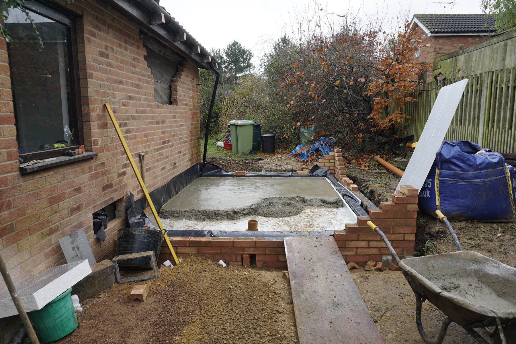 Building Single Storey Side House Kitchen Extension In Milton Keynes