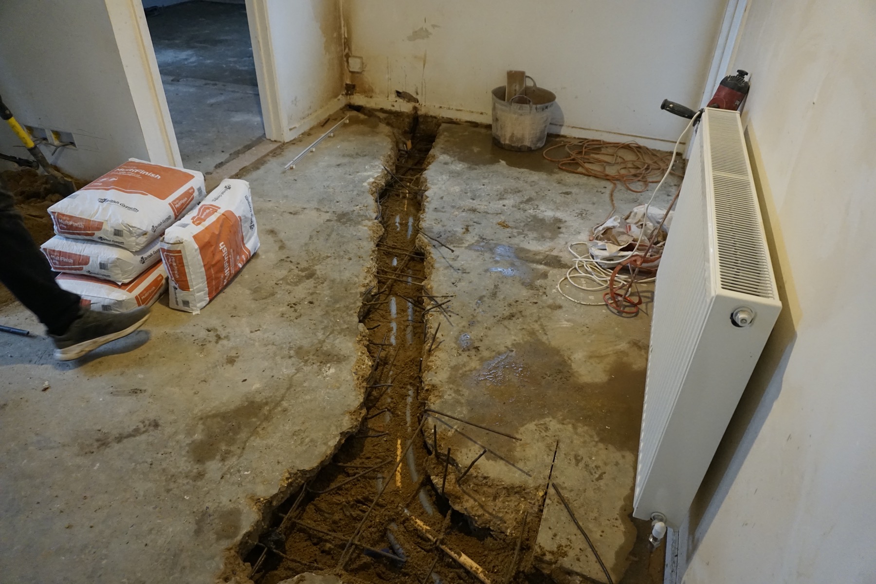 Building Single Storey Side House Kitchen Extension In Milton Keynes