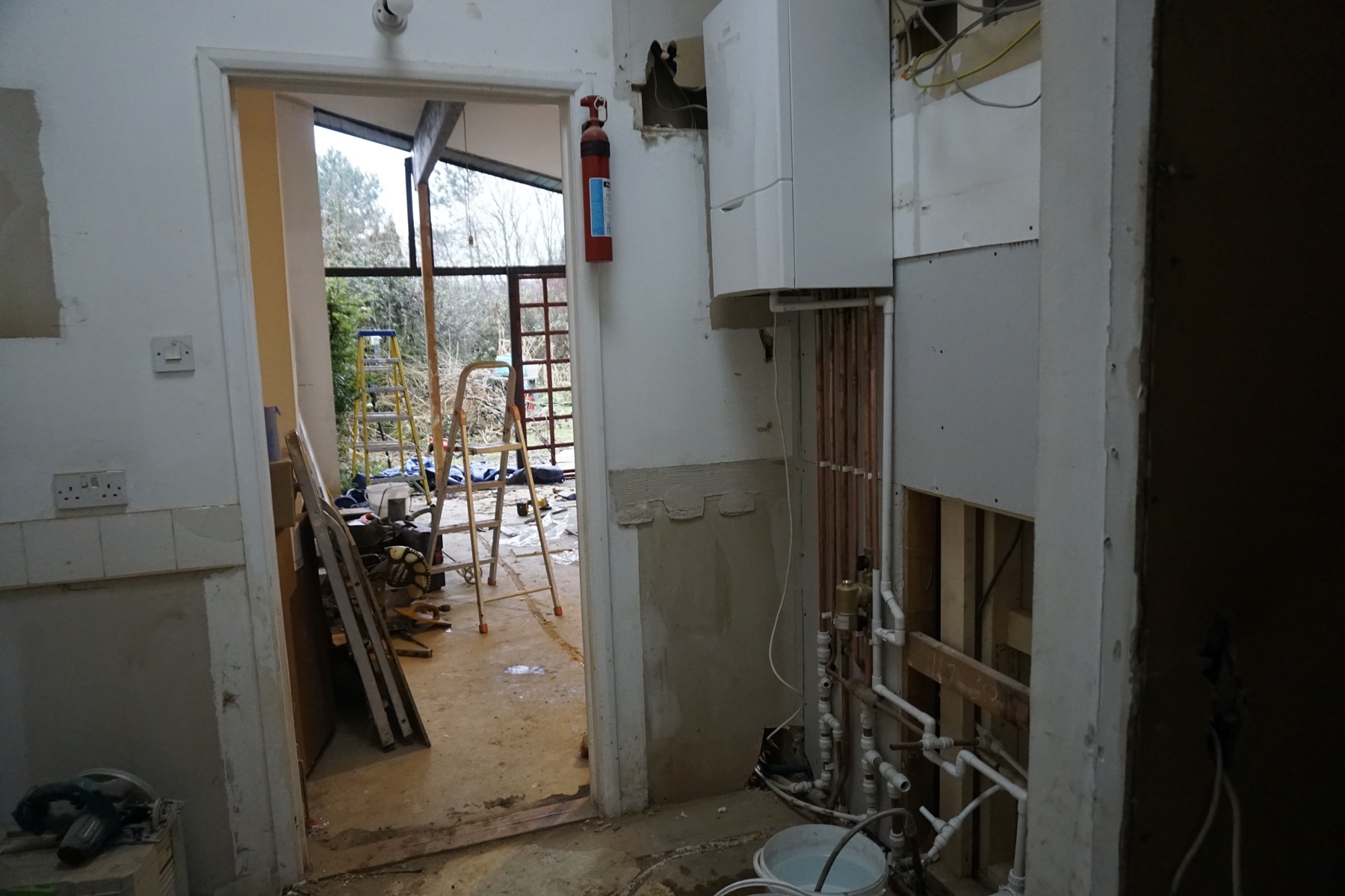 Building Single Storey Side House Kitchen Extension In Milton Keynes