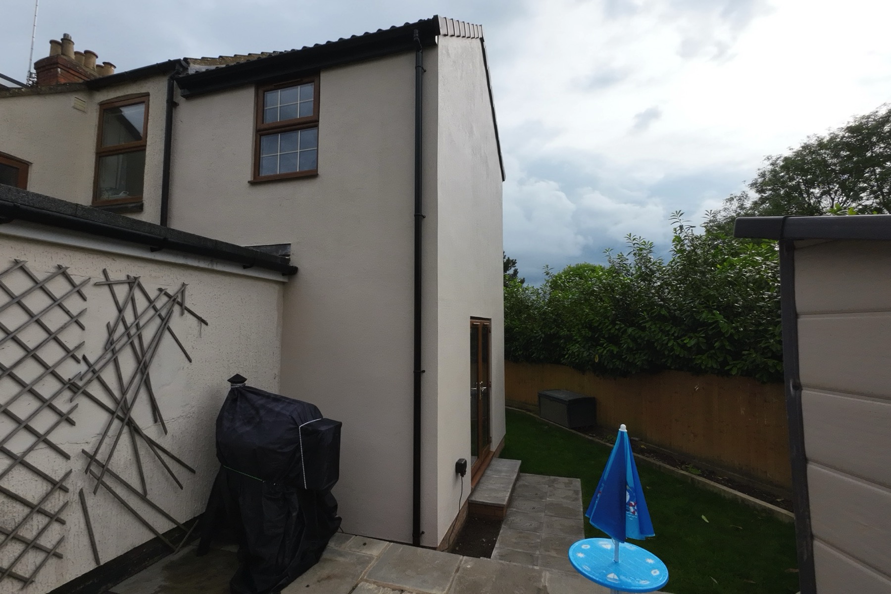 Two storey side extension in Loughton