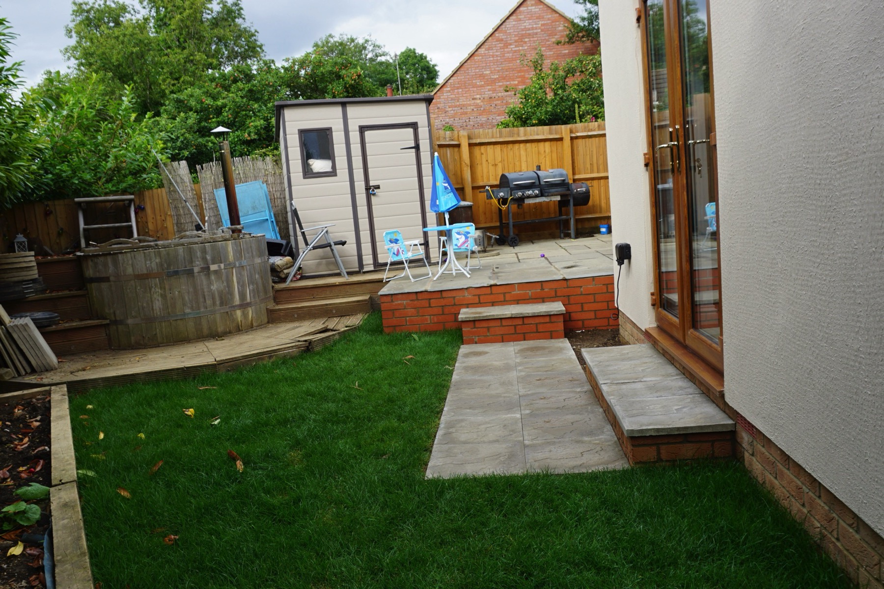 Two storey side extension in Loughton
