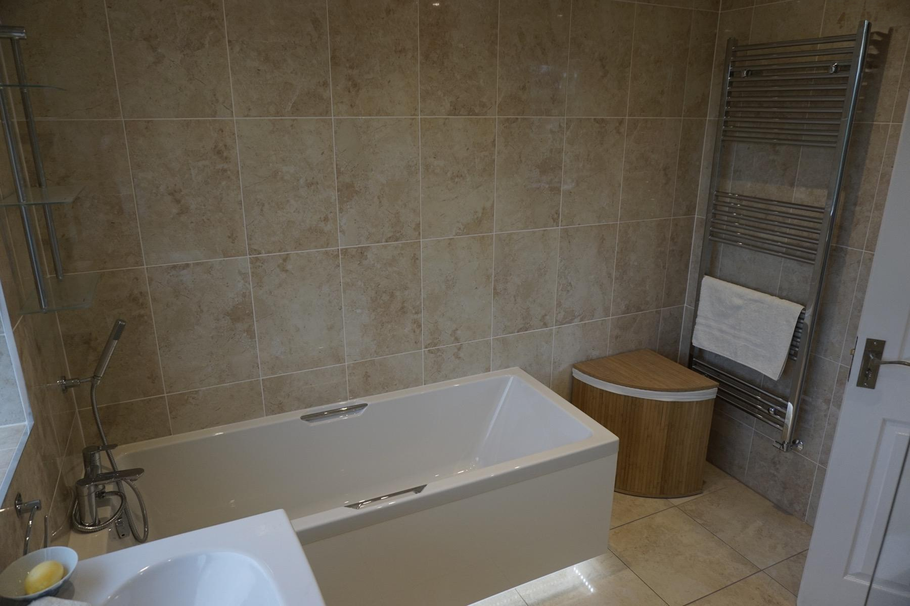 Master bathroom, cloakroom and en-suite remodelling in Bedford