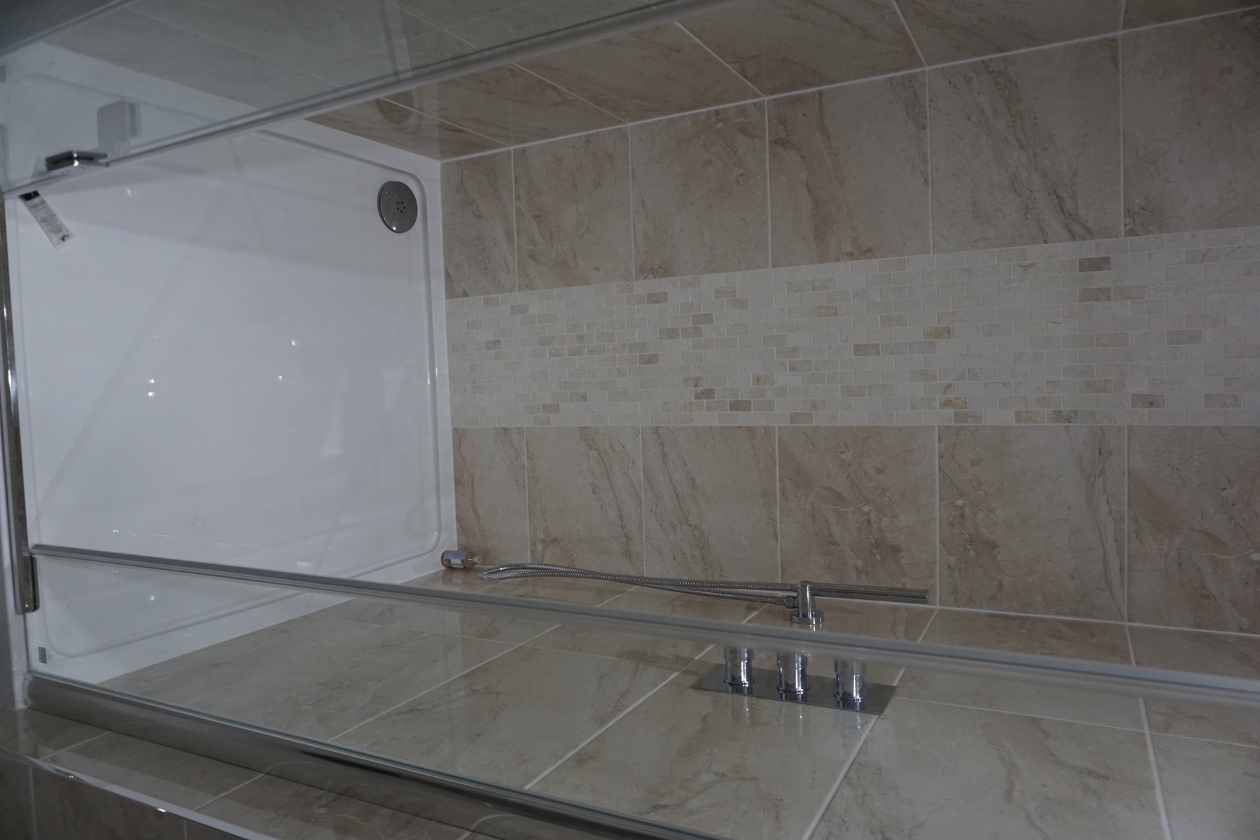 Master bathroom, cloakroom and en-suite remodelling in Bedford