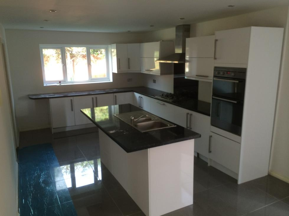 Full kitchen renovation in Furzton