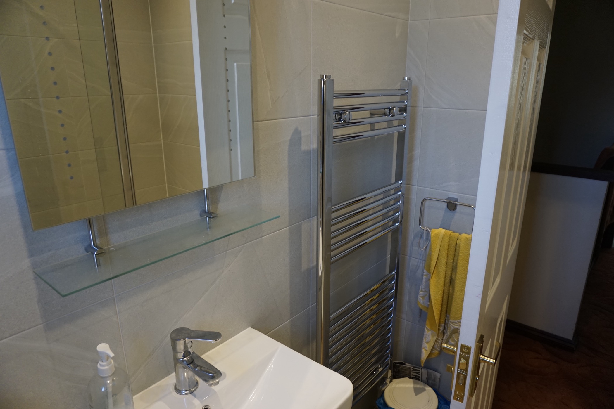 En-suite installation as a part of garage conversion