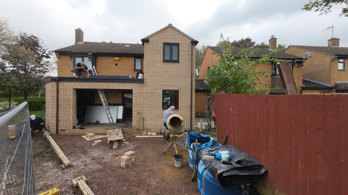 Building extension above the garage and at the rear in Oldbrook