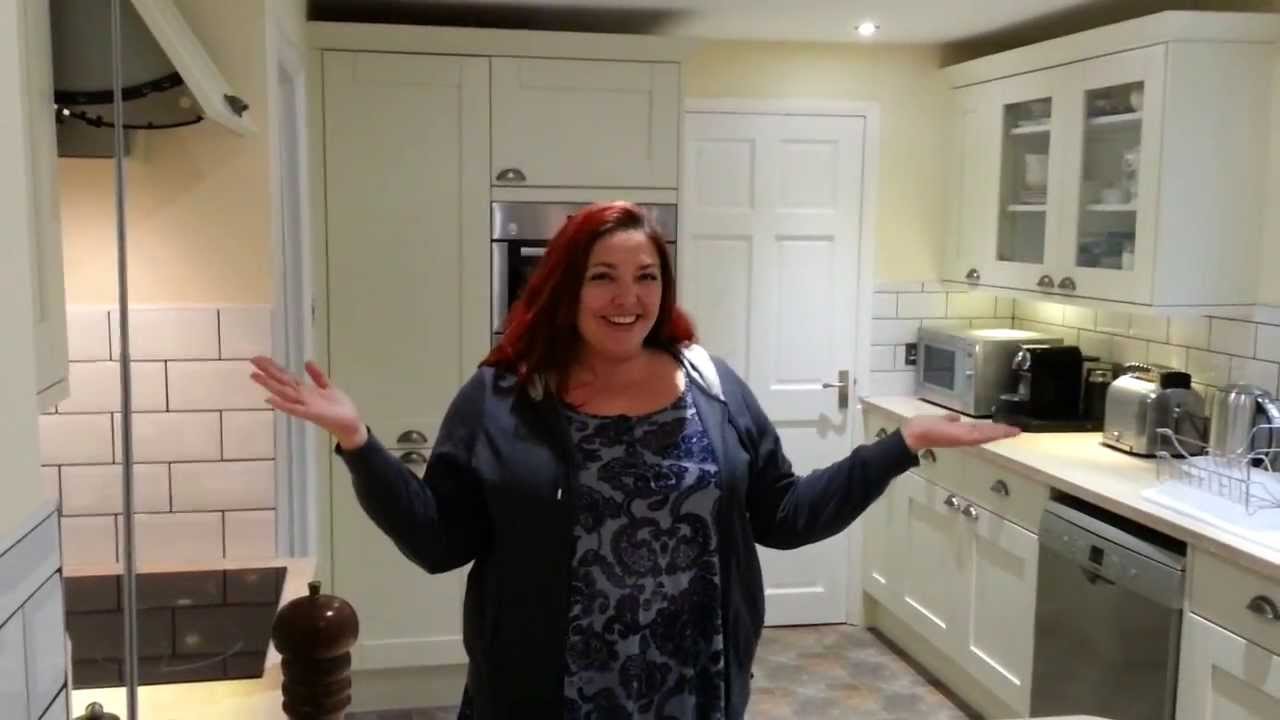 Customer testimonial video - Kitchen renovation